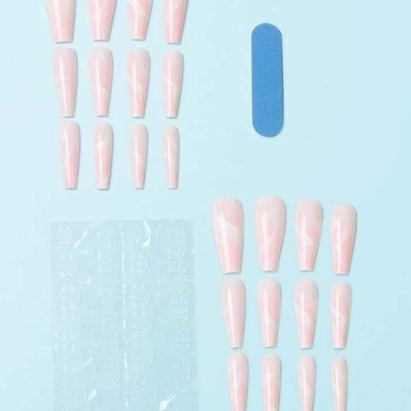 Set of 24 gorgeous marbled pink nails - Picture 5 of 5